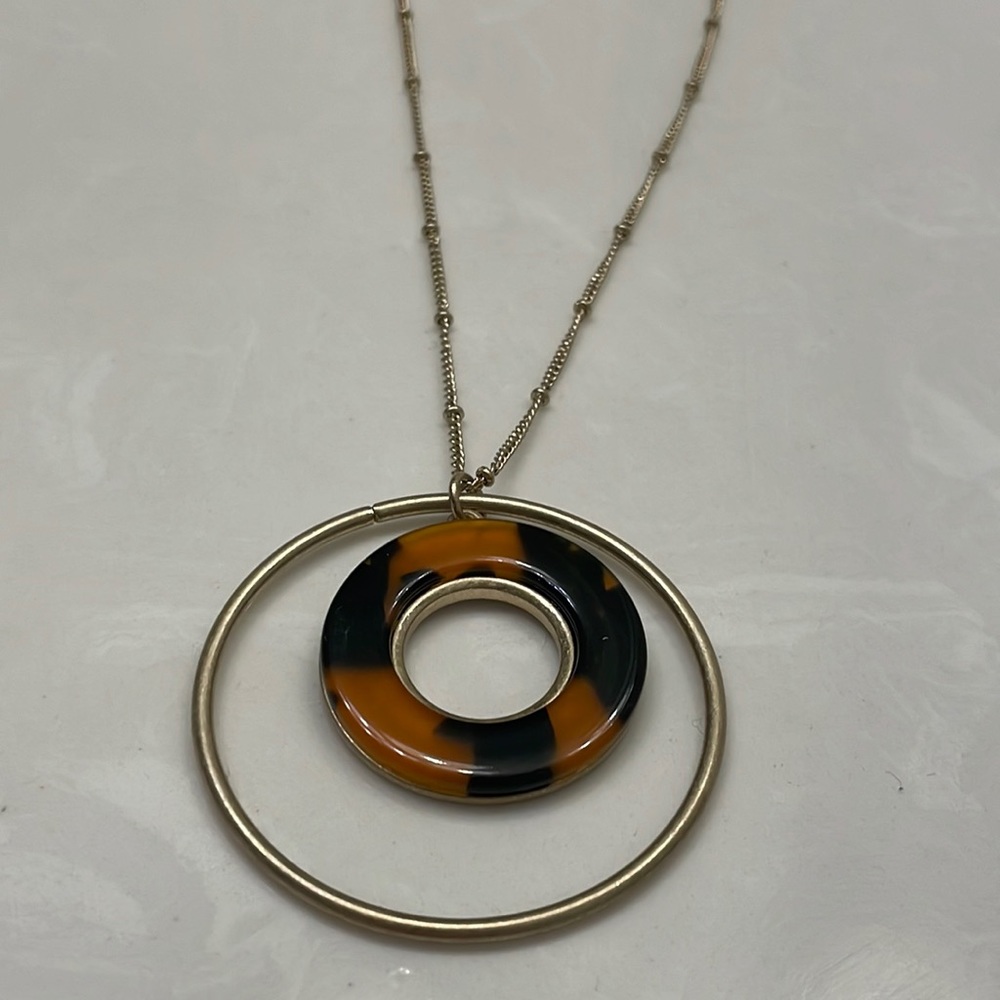 Necklace - NWT, Long, Gold, Circles, Amber